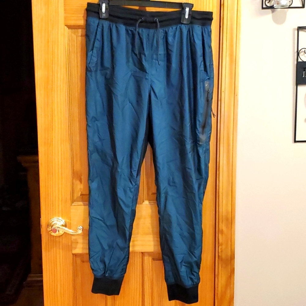 Nike pants